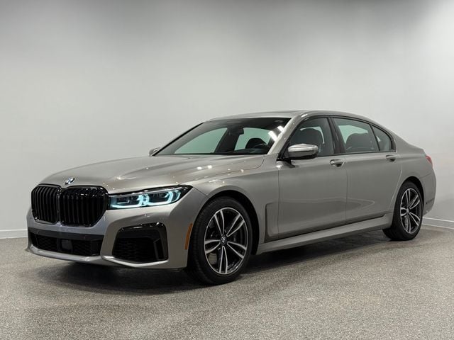 2022 BMW 7 Series 750i xDrive - 22982893 - 0
