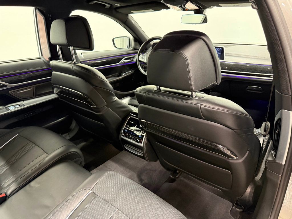 2022 BMW 7 Series 750i xDrive - 22982893 - 60