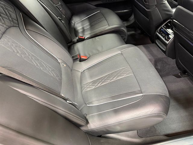 2022 BMW 7 Series 750i xDrive - 22982893 - 63
