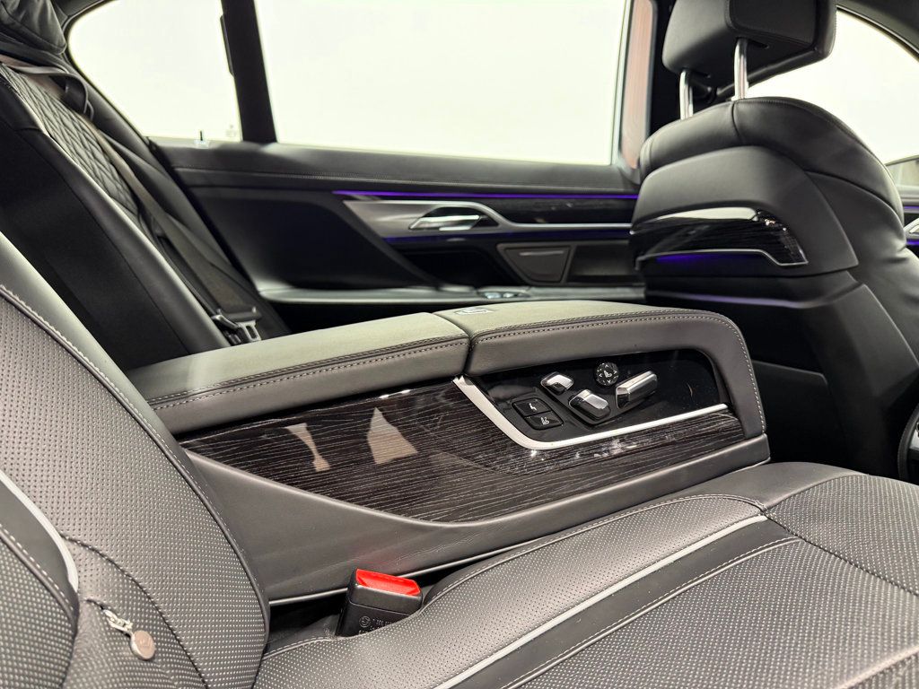 2022 BMW 7 Series 750i xDrive - 22982893 - 64