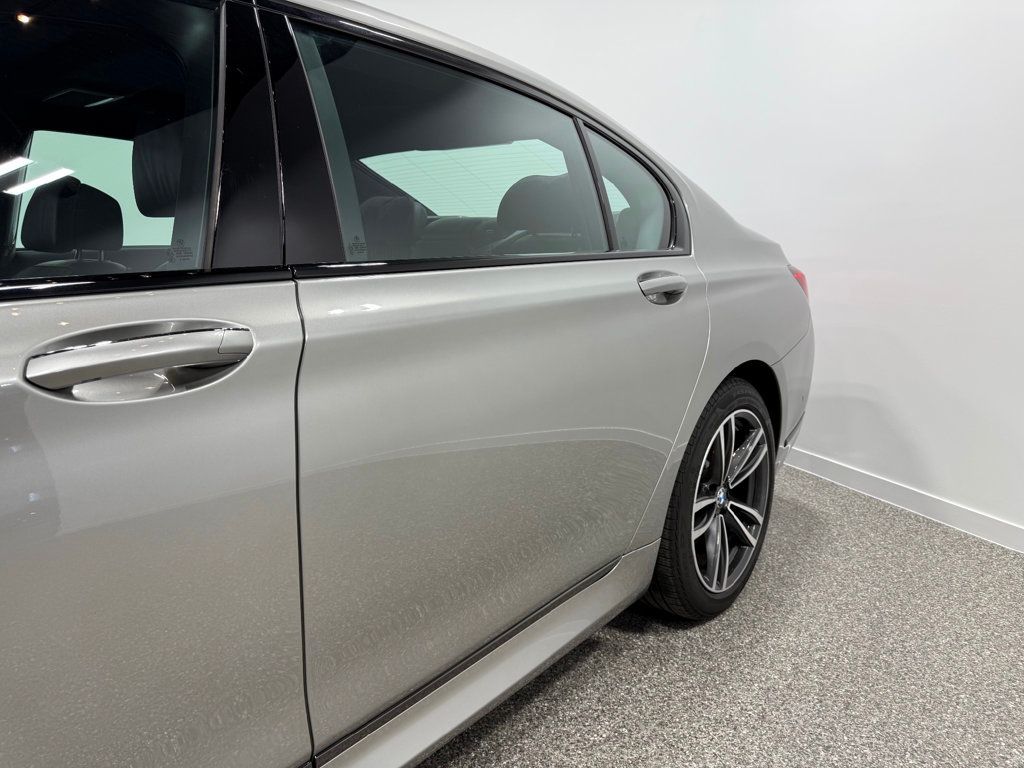 2022 BMW 7 Series 750i xDrive - 22982893 - 6
