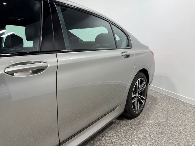 2022 BMW 7 Series 750i xDrive - 22982893 - 6