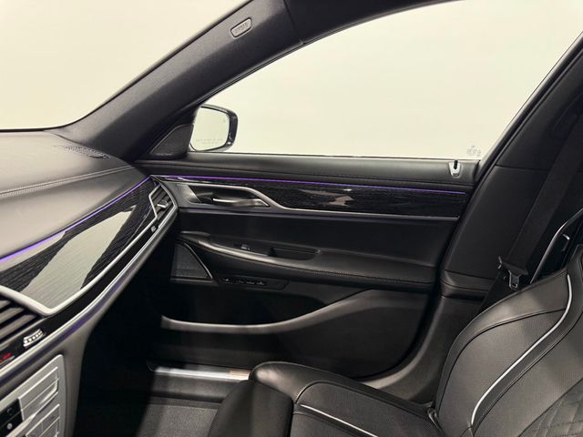 2022 BMW 7 Series 750i xDrive - 22982893 - 70