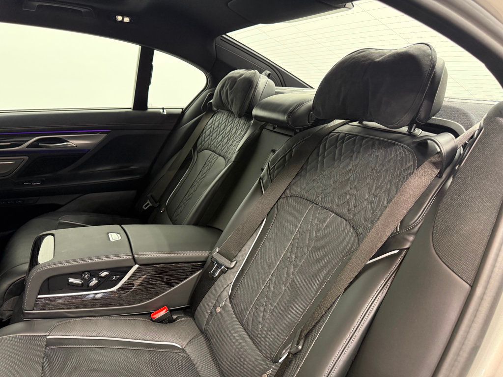 2022 BMW 7 Series 750i xDrive - 22982893 - 72