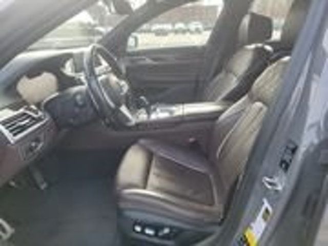 2022 BMW 7 Series 750i xDrive - 22951565 - 2