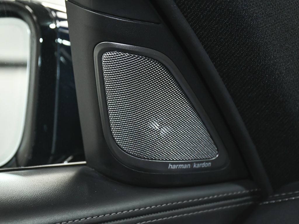 BMW 7 Series photo 42