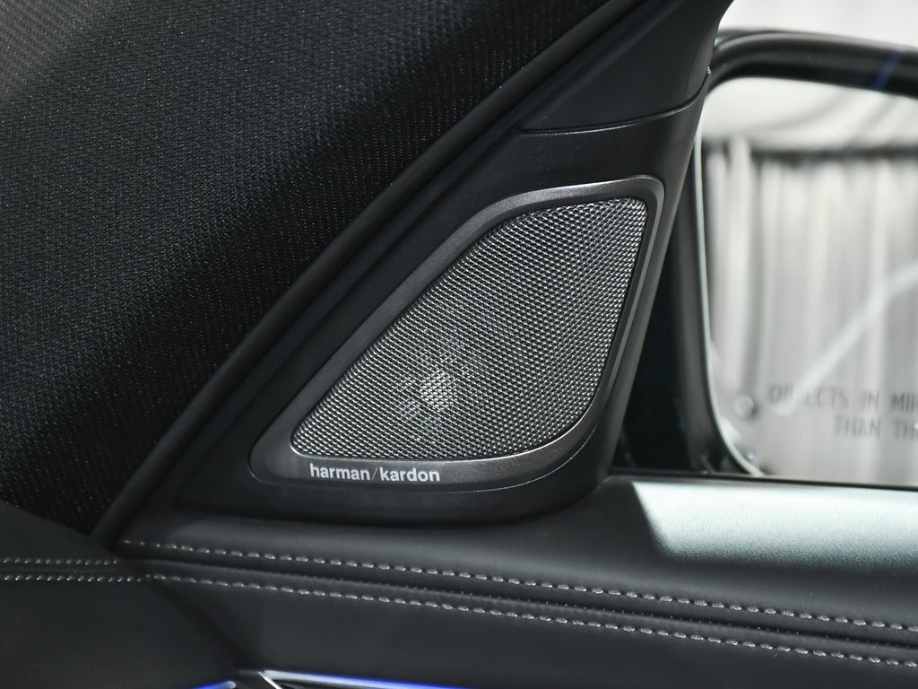 BMW 7 Series photo 43