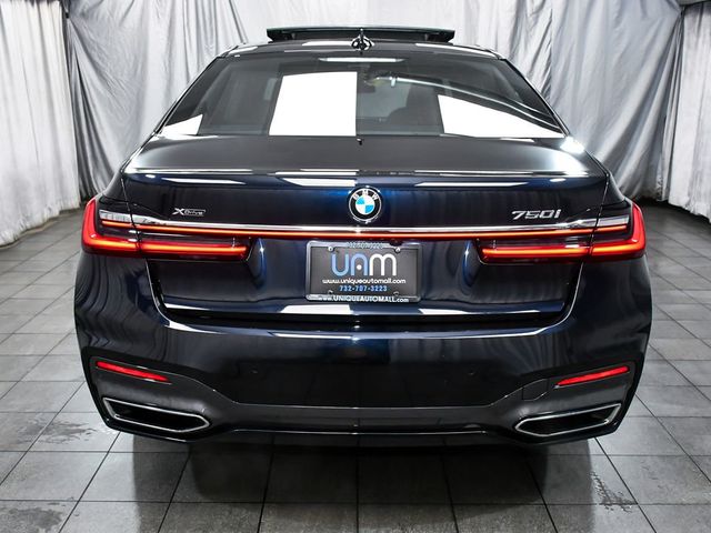 2022 BMW 7 Series 750i xDrive - 23011154 - 4