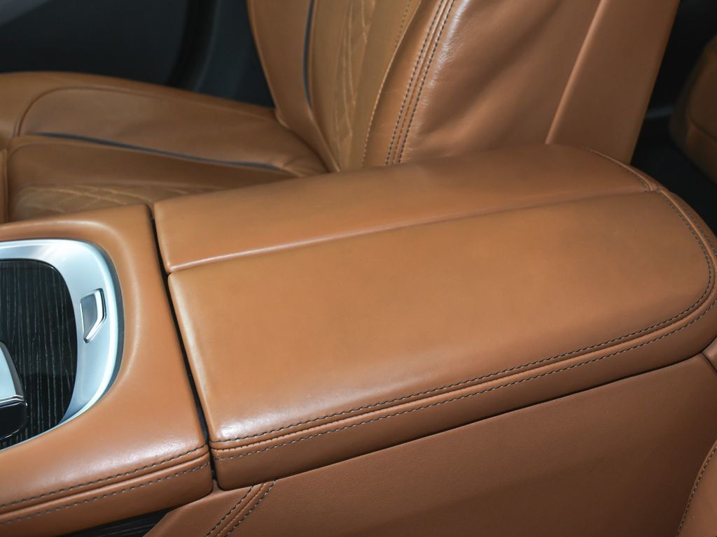 BMW 7 Series photo 57