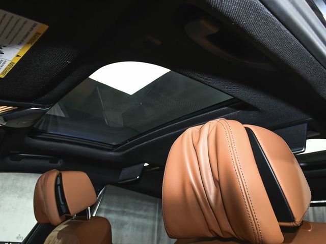 2022 BMW 7 Series 750i xDrive - 23011154 - 61