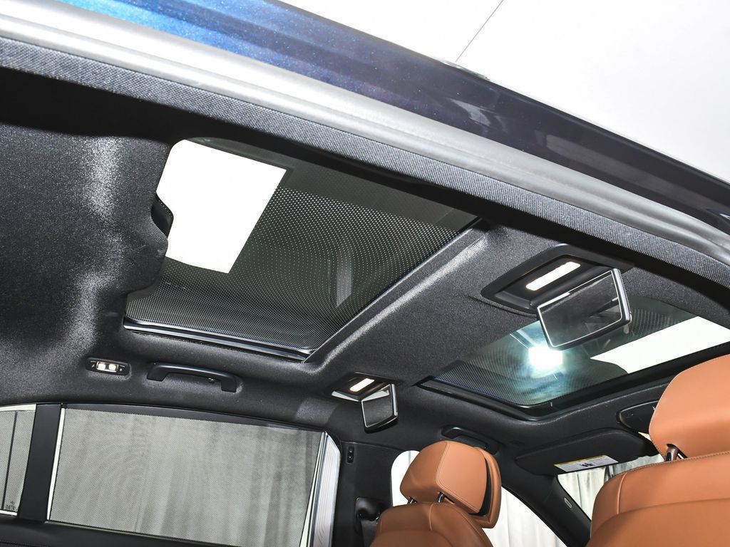 BMW 7 Series photo 70