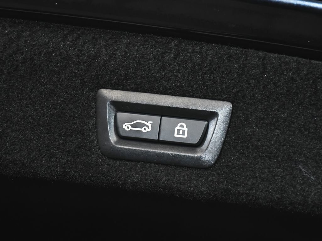 BMW 7 Series photo 79