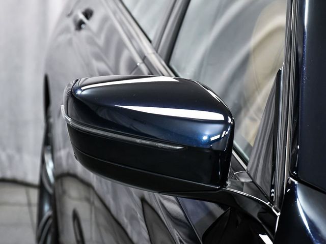 2022 BMW 7 Series 750i xDrive - 23011154 - 82