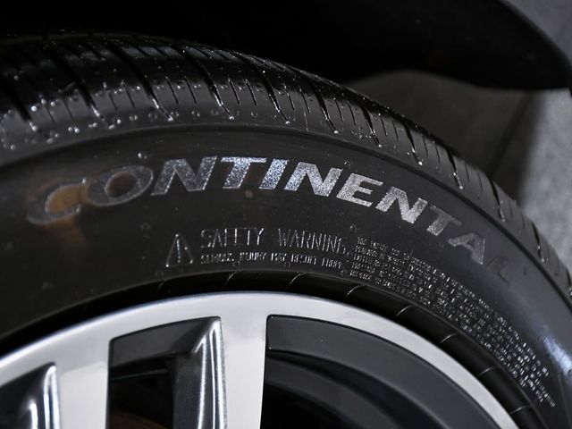 2022 BMW 7 Series 750i xDrive - 23011154 - 95