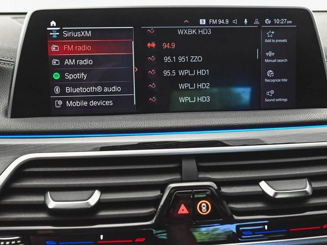 2022 BMW 7 Series 750i xDrive - 23050633 - 15