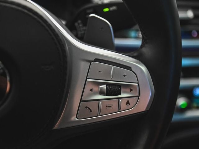 2022 BMW 7 Series 750i xDrive - 23050633 - 22