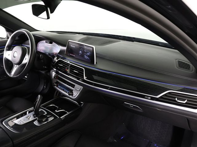 2022 BMW 7 Series 750i xDrive - 23024859 - 36