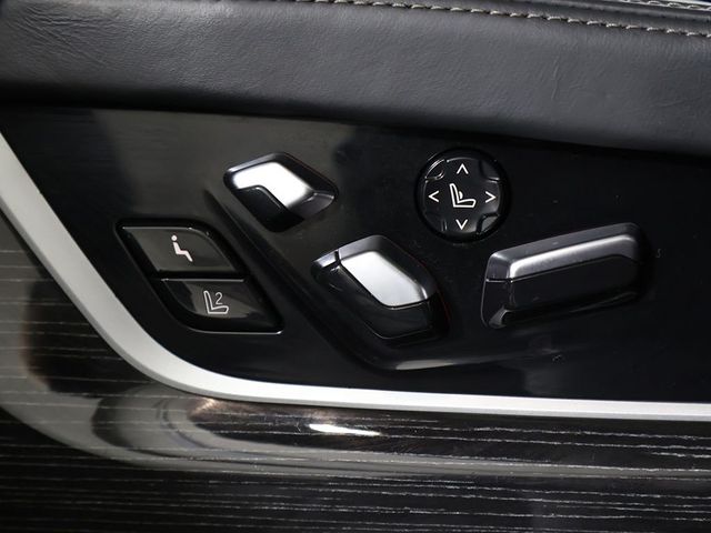 2022 BMW 7 Series 750i xDrive - 23024859 - 45