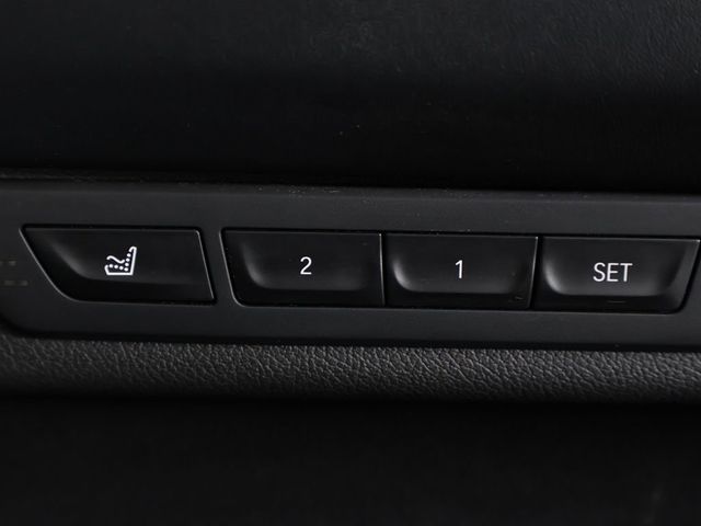 2022 BMW 7 Series 750i xDrive - 23024859 - 50