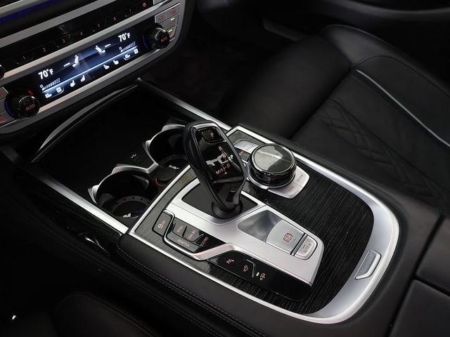 2022 BMW 7 Series 750i xDrive - 23024859 - 65