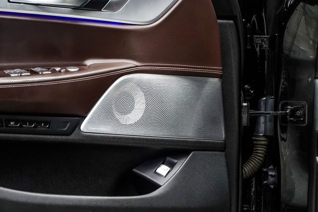 2022 BMW 7 Series 750i xDrive - 23052968 - 36