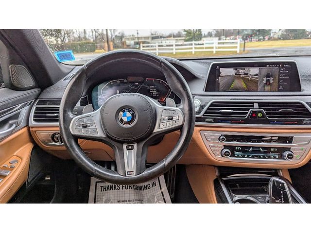 2022 BMW 7 Series 750i photo 25