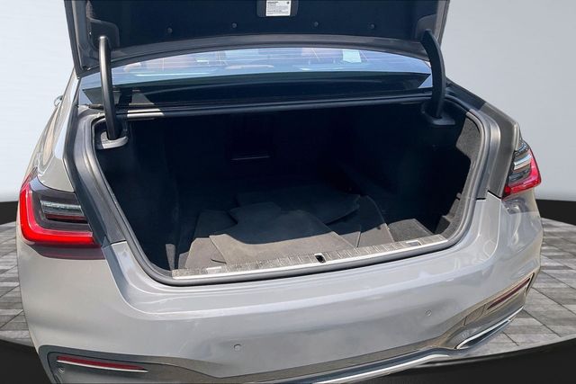 2022 BMW 7 Series 750i xDrive - 23053810 - 36