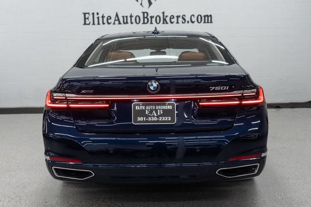 2022 BMW 7 Series 750i xDrive - 22589689 - 4