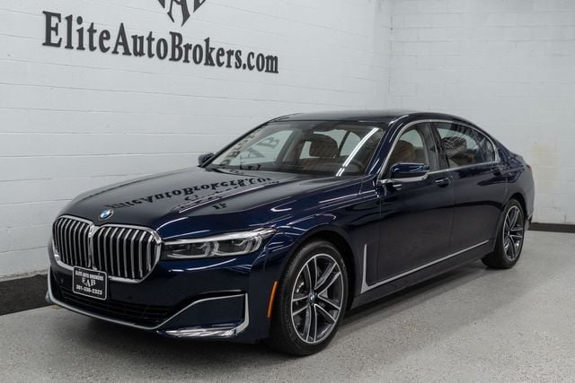 2022 BMW 7 Series 750i xDrive - 22589689 - 56