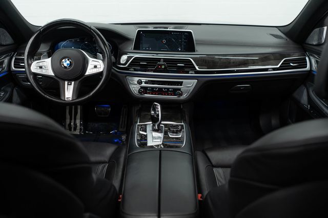 2022 BMW 7 Series 750i xDrive - 22929292 - 9