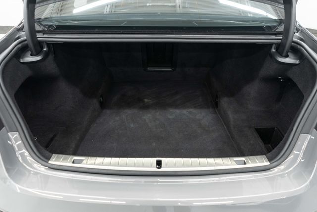 2022 BMW 7 Series 750i xDrive - 22929292 - 45