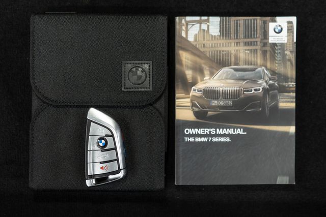 2022 BMW 7 Series 750i xDrive - 22929292 - 65
