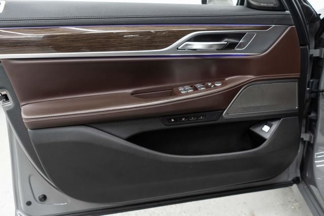 2022 BMW 7 Series 750i xDrive - 23038141 - 15