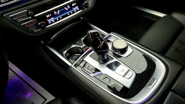 2022 BMW 7 Series 750i xDrive w/ Twin-Turbo V8 Engine & Executive Luxury Features - 22997944 - 16