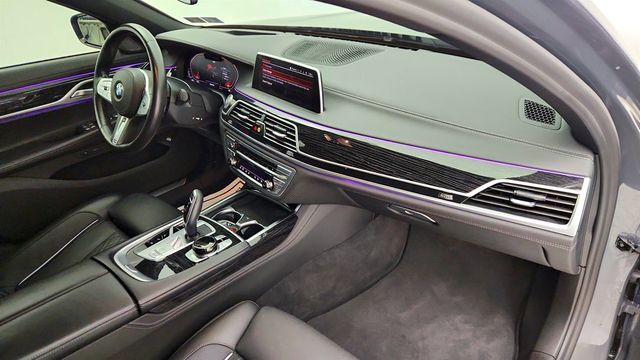 2022 BMW 7 Series 750i xDrive w/ Twin-Turbo V8 Engine & Executive Luxury Features - 22997944 - 25