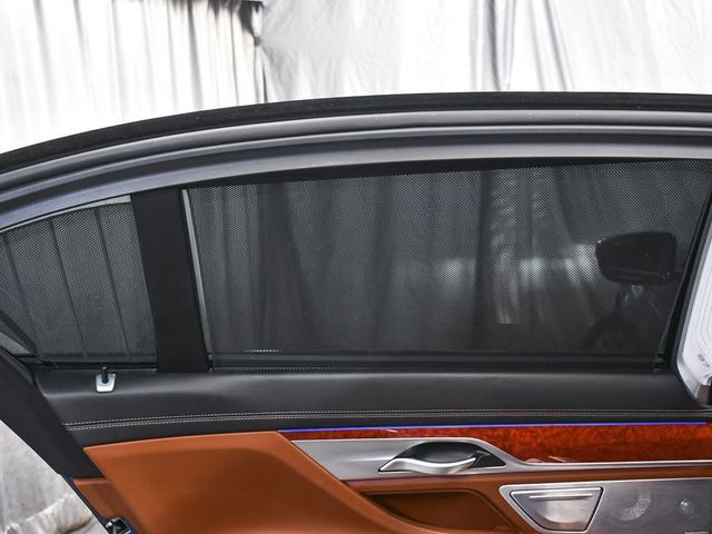 2022 BMW 7 Series ALPINA B7 xDrive - 23070884 - 14