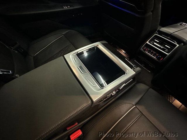 2022 BMW 7 Series ALPINA B7 xDrive - 22996745 - 42