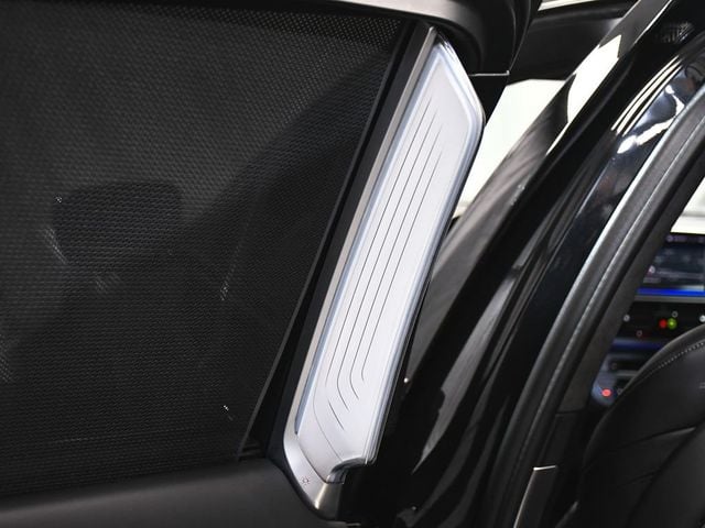 2022 BMW 7 Series M760i - 23064857 - 13