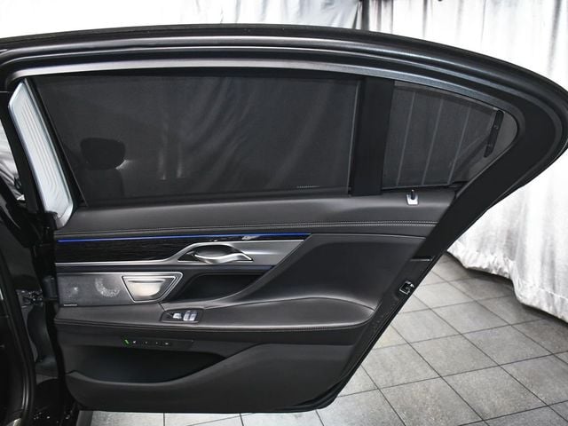 2022 BMW 7 Series M760i - 23064857 - 16