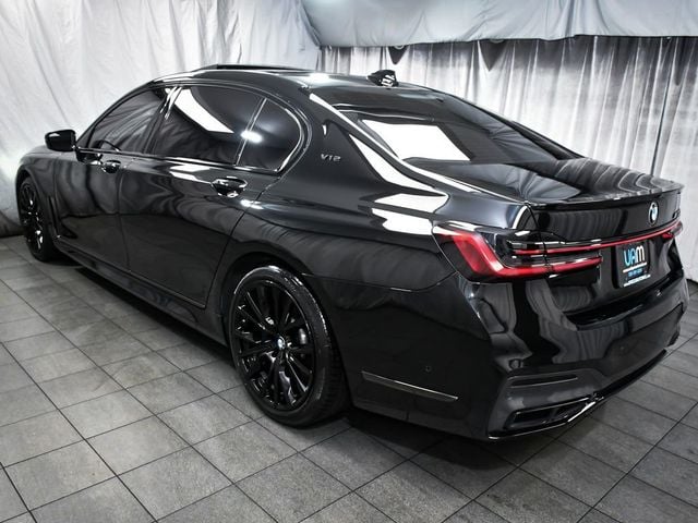 2022 BMW 7 Series M760i - 23064857 - 3