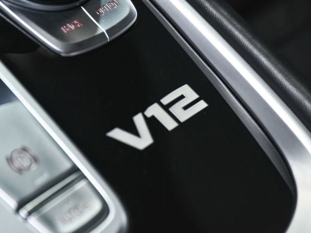 2022 BMW 7 Series M760i - 23064857 - 56