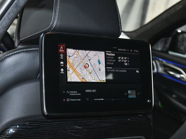 2022 BMW 7 Series M760i - 23064857 - 64