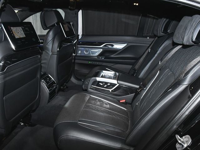 2022 BMW 7 Series M760i - 23064857 - 65