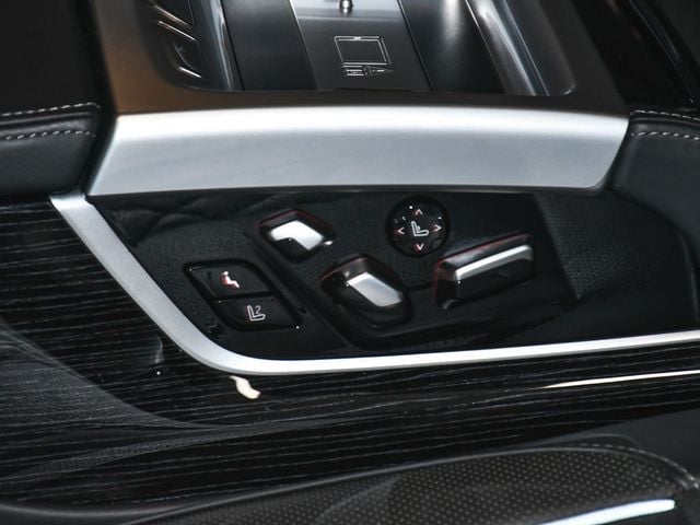 2022 BMW 7 Series M760i - 23064857 - 70