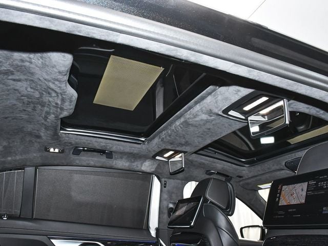 2022 BMW 7 Series M760i - 23064857 - 72