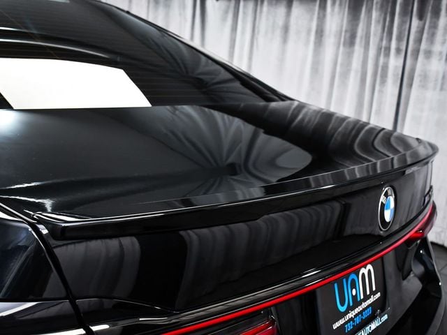 2022 BMW 7 Series M760i - 23064857 - 94