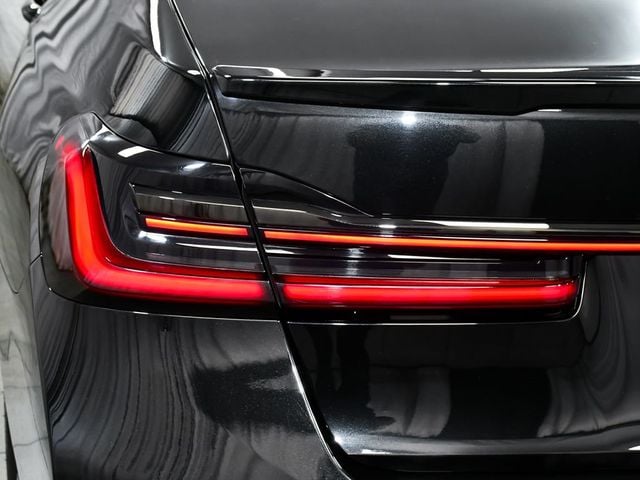 2022 BMW 7 Series M760i - 23064857 - 95