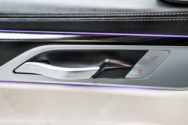 2022 BMW 7 Series M760i xDrive - 22976044 - 44