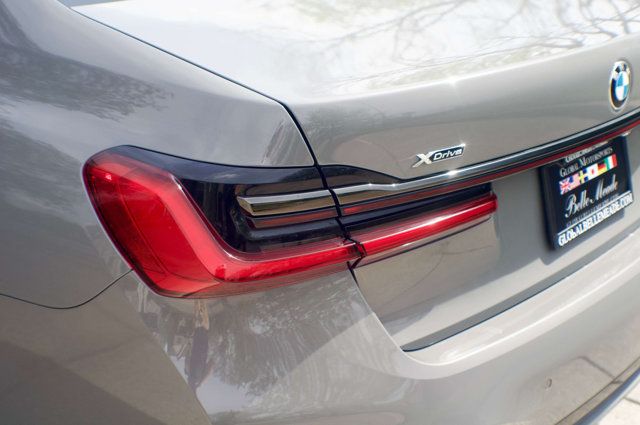 2022 BMW 7 Series MSRP$118640/DrivingAssistanceProPkg/M-SportPkg/ExecutivePkg/NAV - 22999606 - 9
