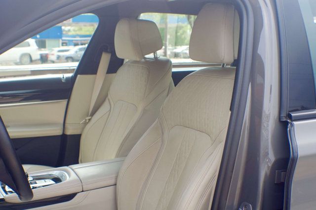 2022 BMW 7 Series MSRP$118640/DrivingAssistanceProPkg/M-SportPkg/ExecutivePkg/NAV - 22999606 - 18